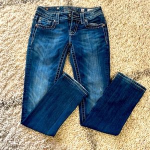 MISS ME SIGNATURE RISE STRAIGHT SIZE 26